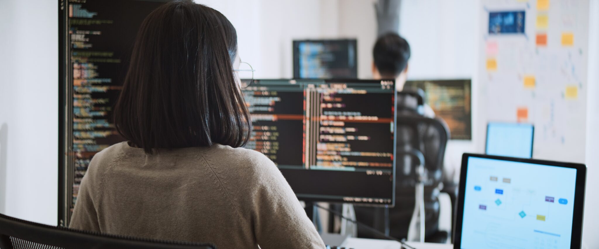 AI Strategie Inzicht: Cybersecurity op AI-snelheid: waarom uw organisatie geen tools tekort komt, maar synchronisatie